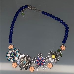 Flowery necklace